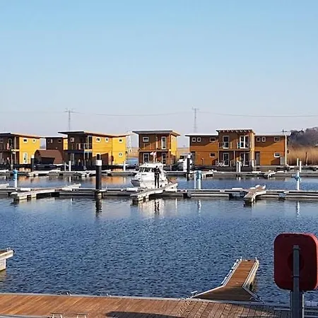 Hausboot In Am Bodden